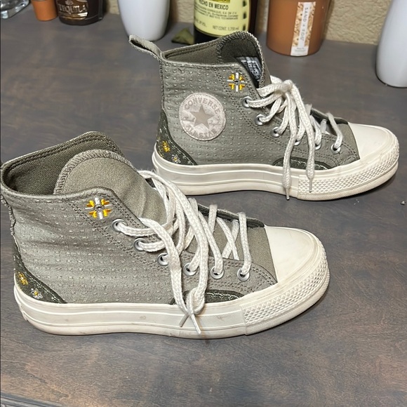 Chuck Taylor All Star Lift Platform Autumn Embroidery - Picture 3 of 3